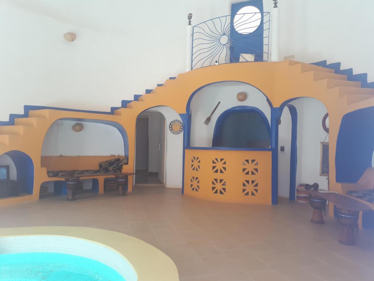 La Maison Blanche Deni Biram Ndao Exterior foto